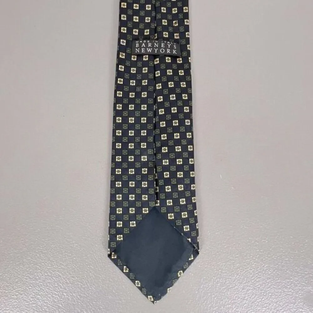 BARNEYS NEW YORK MENS SILK TIE BLUE WITH SQUARE PATTERN